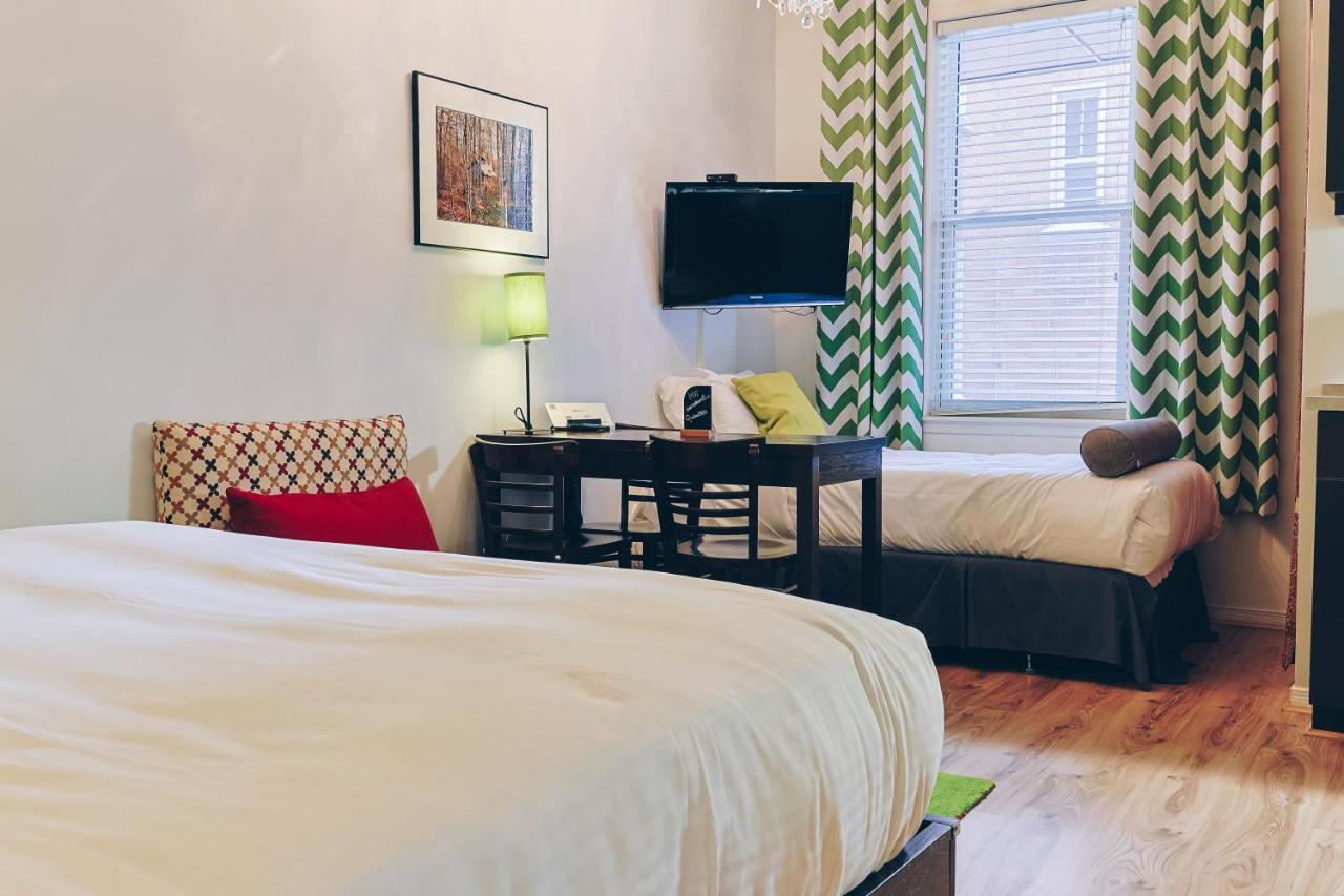 Aux Deux Lions Mini-hôtel 3*