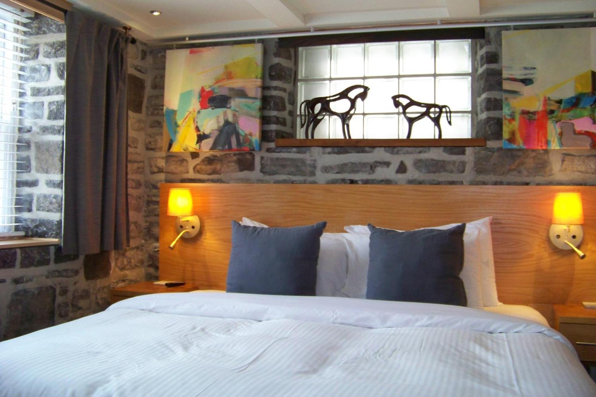 Aux Deux Lions Mini-hôtel 3*