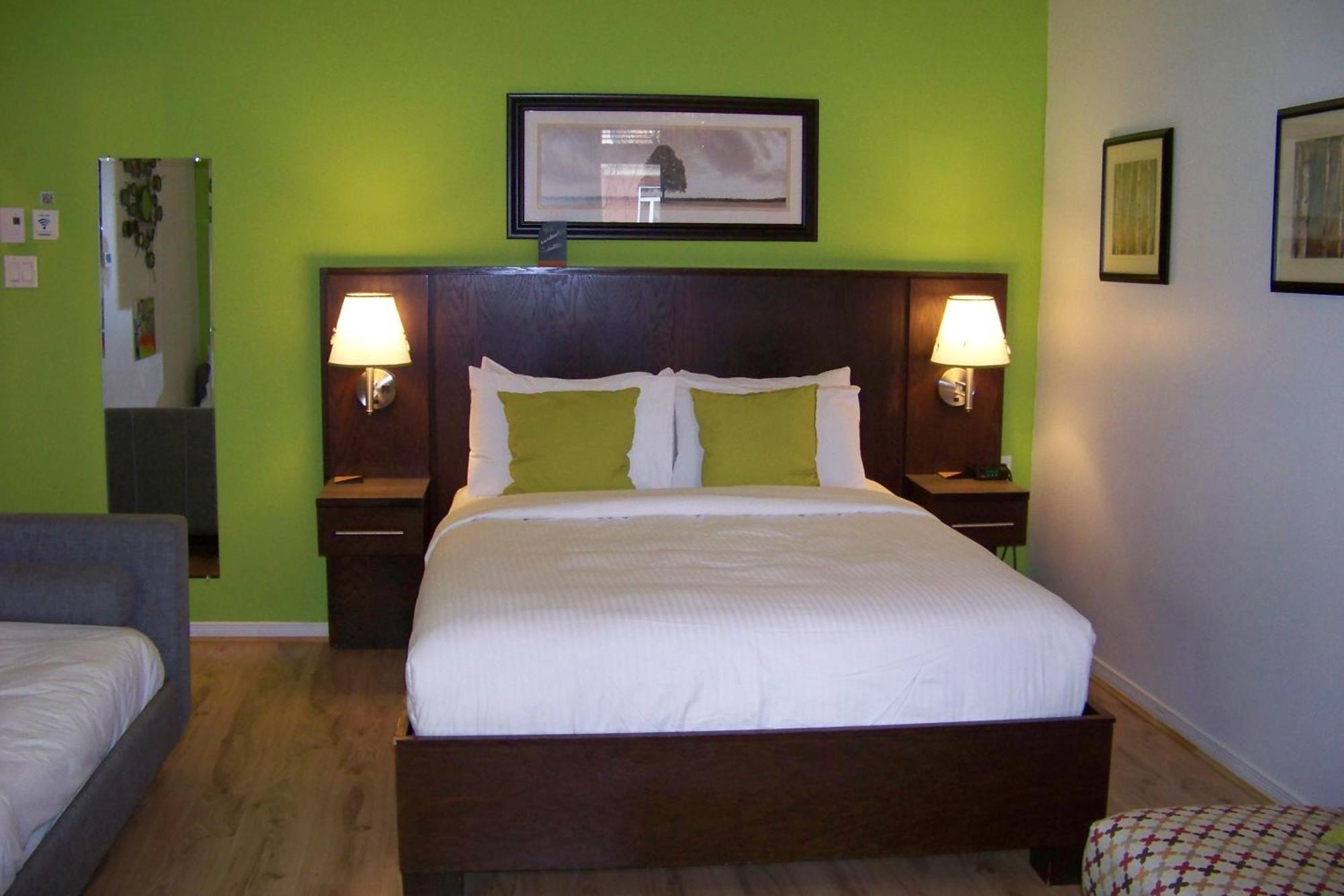 Aux Deux Lions Mini-hôtel 3*