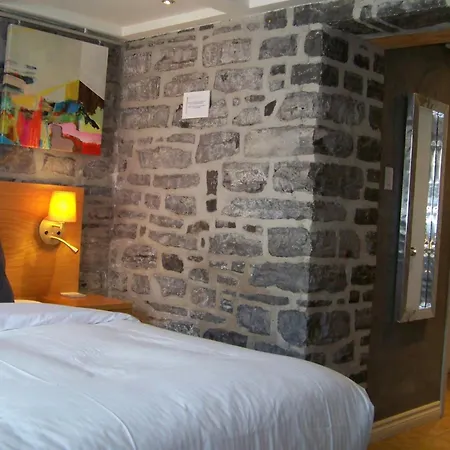 Auberge Aux Deux Lions Quebec City Exterior photo