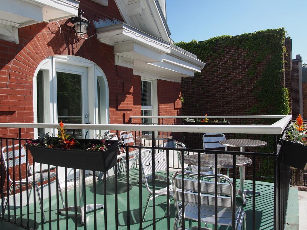 Inn Aux Deux Lions Quebec City